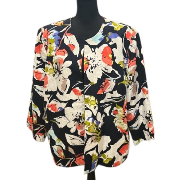Alfred‎ Dunner Navy Flowered Open Front Blazer EUC, Size XL/1XL. - Picture 5 of 5